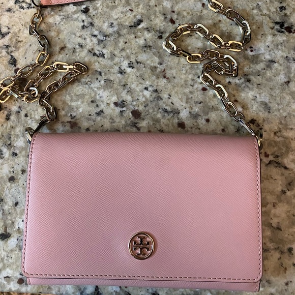 Tory Burch Handbags - Tory Burch Pink Mini Shoulder Bag 💕